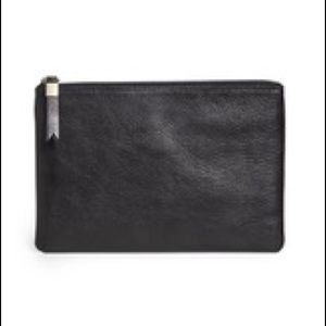 MADEWELL The Leather Pouch Clutch True Black